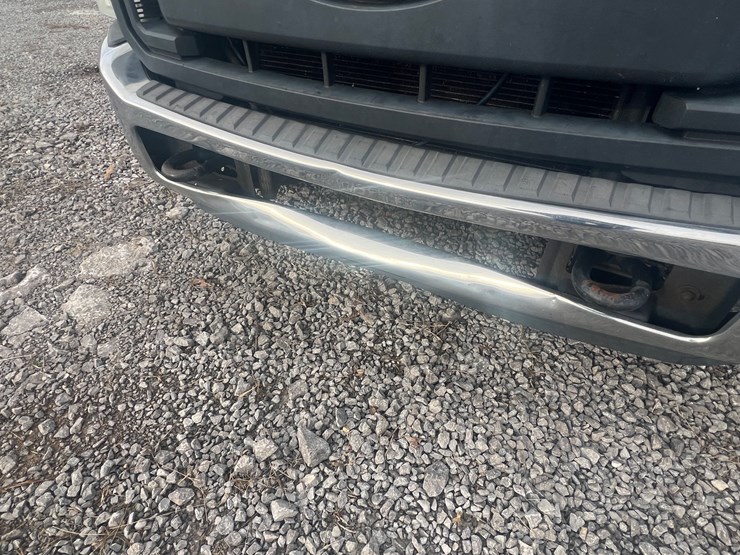 2015-ford-f350-xl-image-10