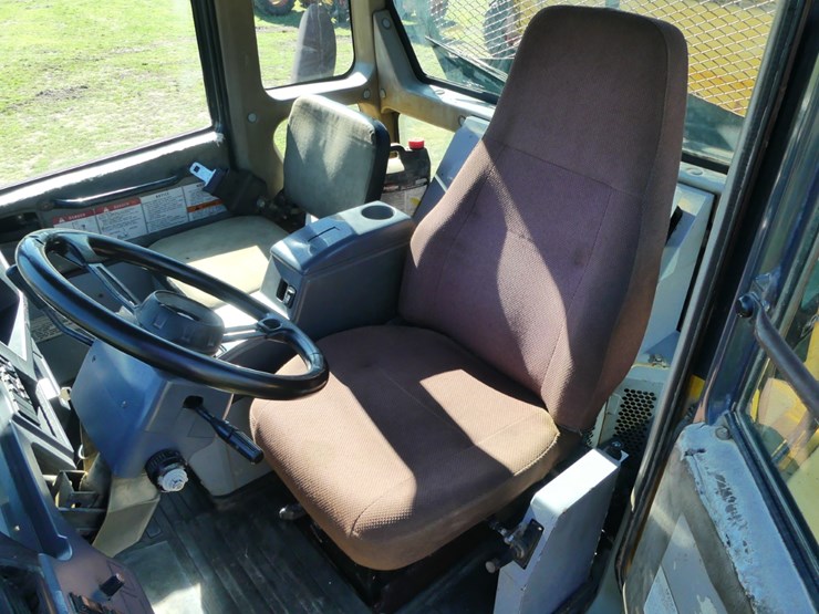 komatsu-hm400-image-13