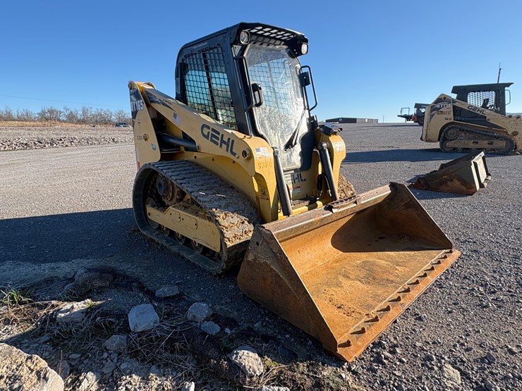 2017-gehl-rt165-image-4