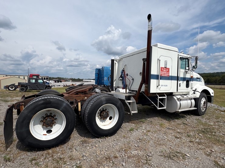 1994-international-9400-eagle-image-4