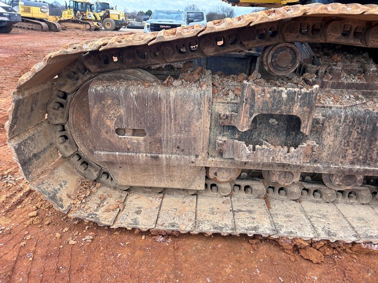 #2196-•-deere-470g-cl-excavator-image-16