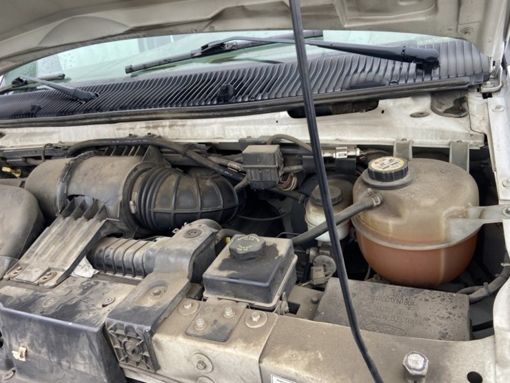 2004-ford-e350-sd-image-35