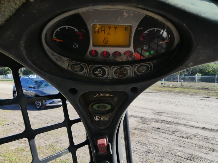 2021-bobcat-t770-image-16