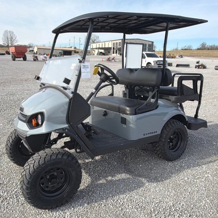 #30691 • 2025 E-Z-GO EXPRESS S4 4 PASSENGER GAS GOLF CART