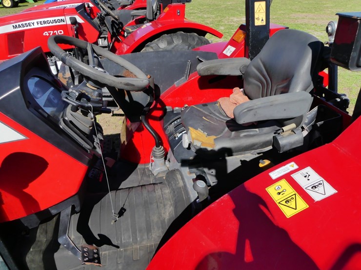 massey-ferguson-4710-image-11