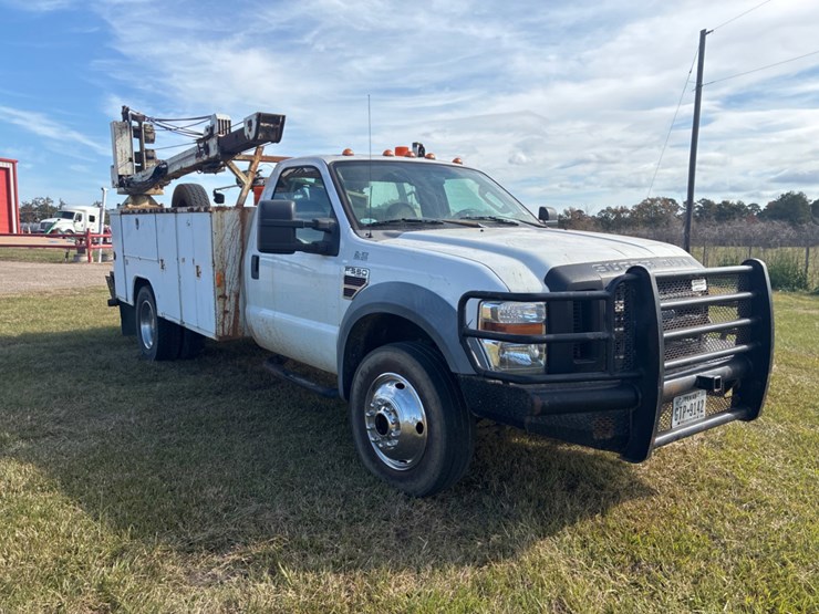 2008-ford-f550-image-3