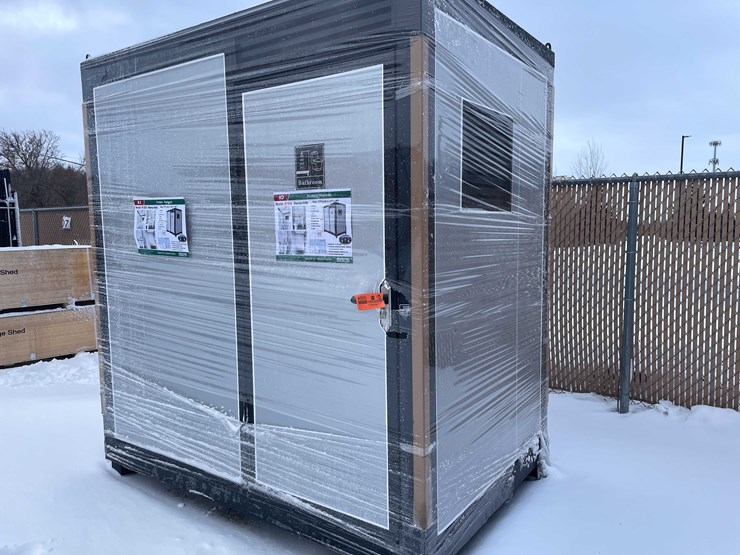 #4000-•-2025-unused-portable-restroom-(o10)-image-2