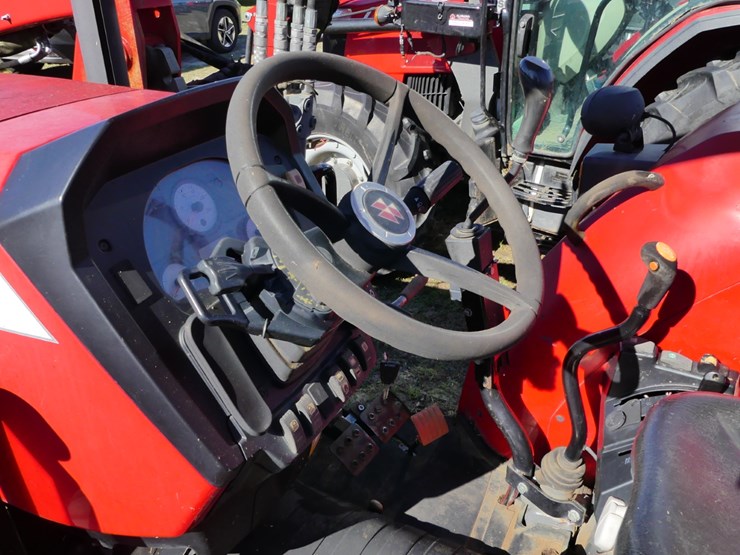 massey-ferguson-4707-image-13