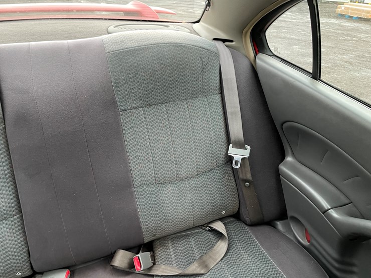 #1005-•-2004-pontiac-grand-am-sedan-(has-wi-title)-image-25