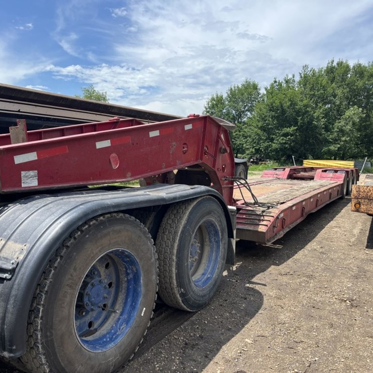 1997 DYNAWELD LOWBOY