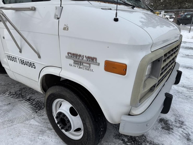 #2225-•-1996-chevrolet-box-truck-image-14