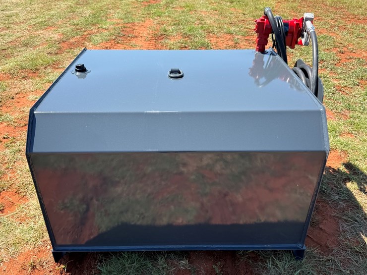 #74-•-2026-x-star-fuel-tank-image-1