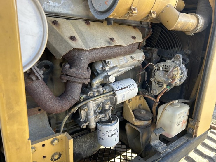 caterpillar-307-image-50