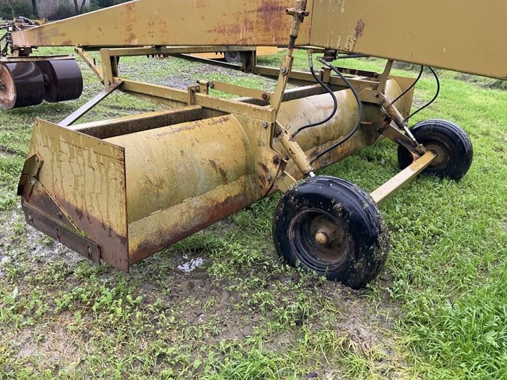 (offsite)-schmeiser-18'x40'-triplane-image-10