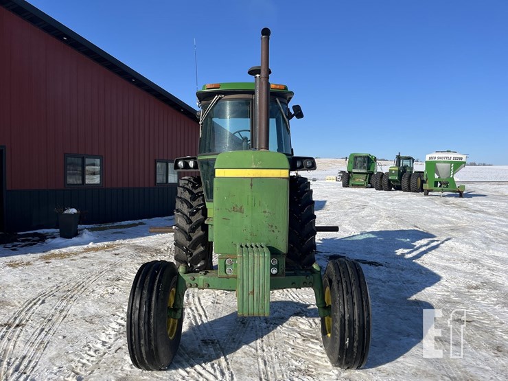 john-deere-4440-image-8