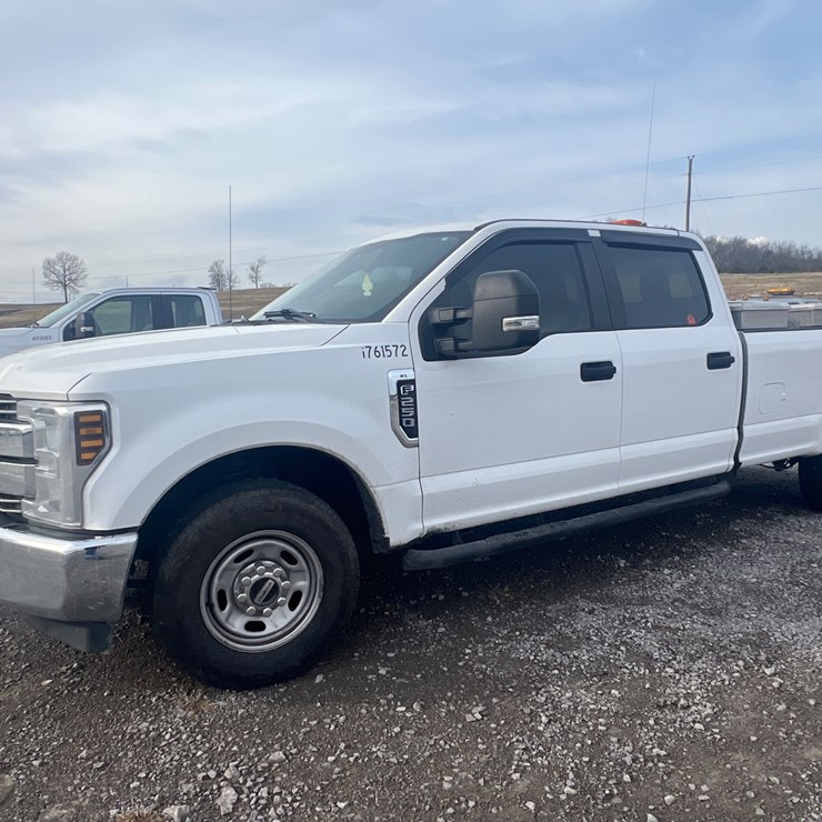 2019 FORD F250 XL
