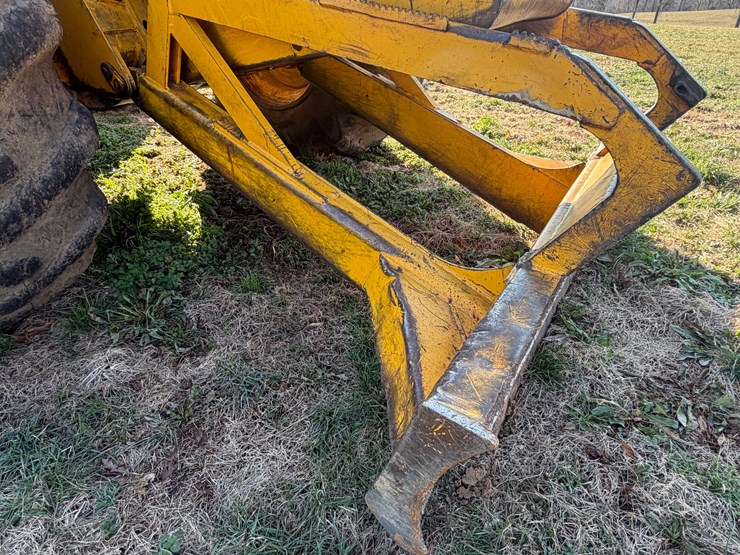 john-deere-640d-image-17