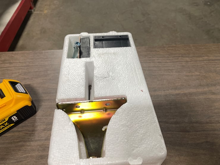 #2063-•-dewalt-compatible-20/60-v-cordless-wood-planer-(cw)-image-6