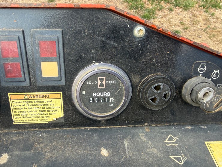 2019-ditch-witch-sk800-image-5