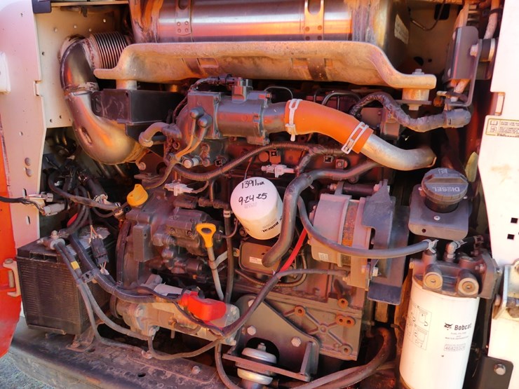 2021-bobcat-t770-image-9