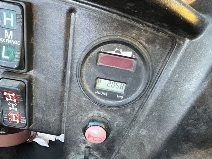 2011-polaris-ranger-ev-image-18