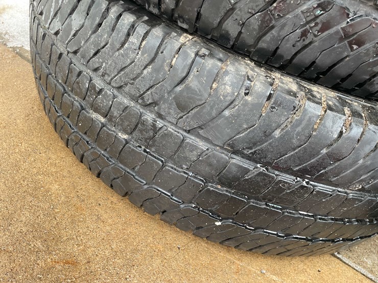 #2074-•-(4)-tires-(o3)-image-10