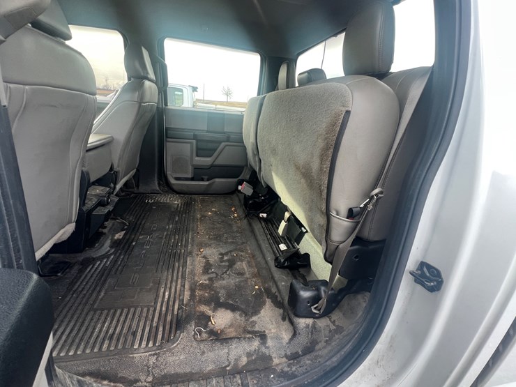 2019-ford-f250-xl-image-14