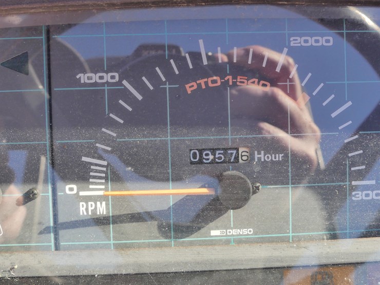 kubota-m4700-image-16