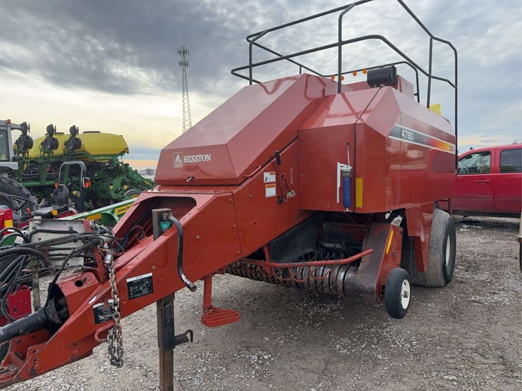 2004-hesston-4760-image-2