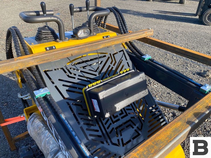 2025-sdlanch-sdll60-mini-skid-steer-loader-image-10