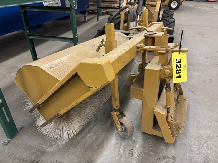 #3281-•-ase-sweeper-broom-attachment-image-5