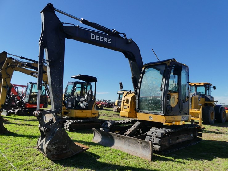 2013-deere-75g-image-1