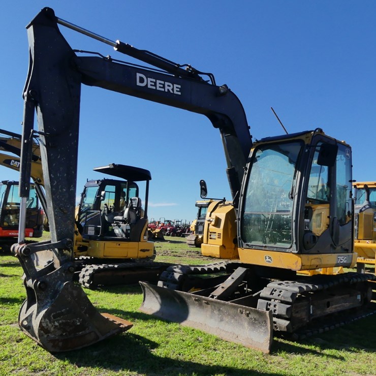 2013 DEERE 75G