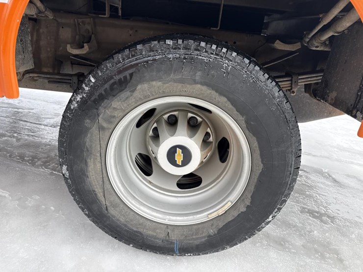 chevrolet-3500-image-50