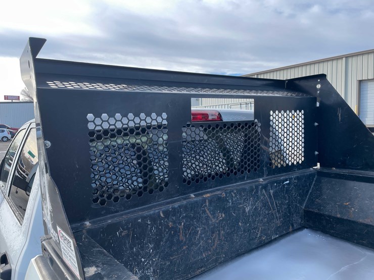 2016-ram-2500-tradesman-image-37