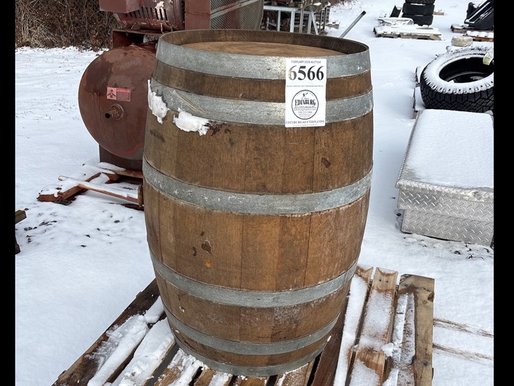 #6566-•-d1.-empty-wooden-barrel-image-1