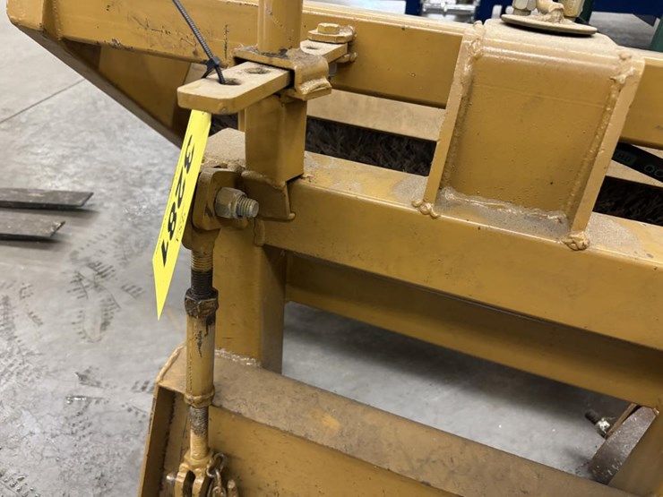 #3281-•-ase-sweeper-broom-attachment-image-8