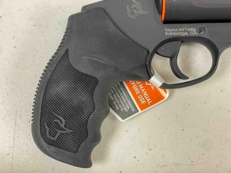 taurus-revolver-image-2