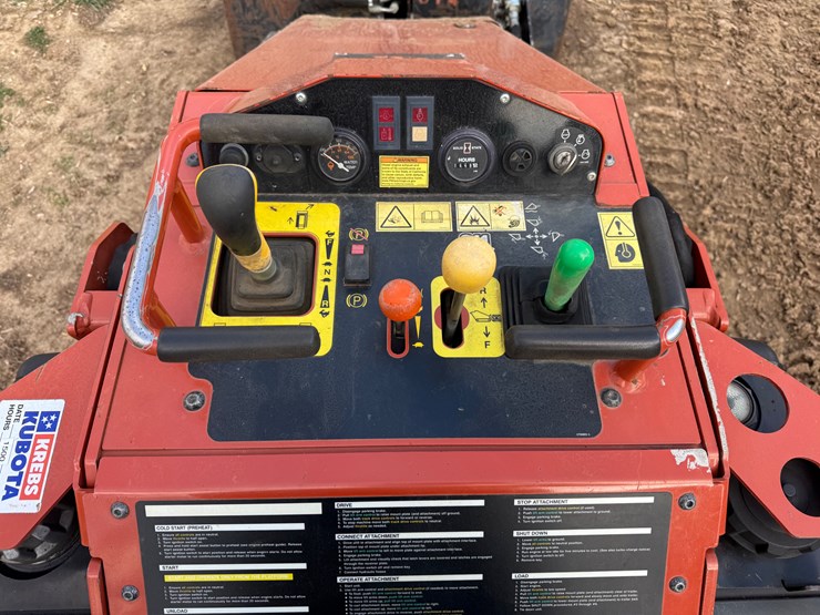 2021-ditch-witch-sk800-image-5