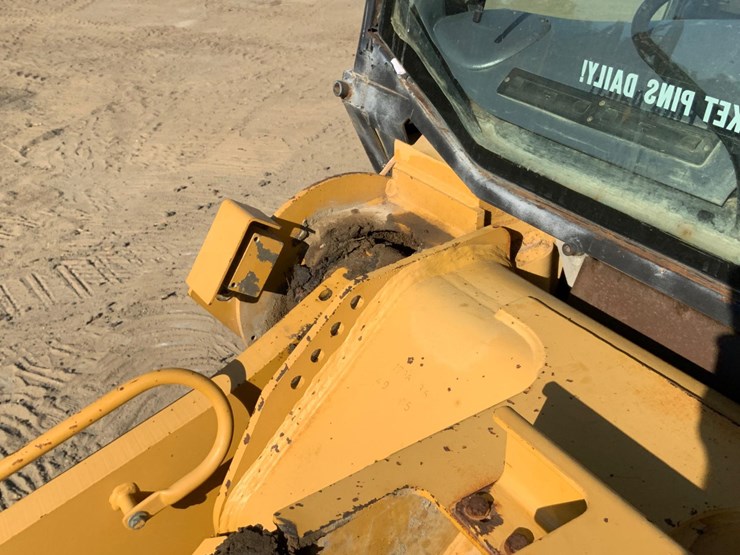 2005-caterpillar-963c-image-10