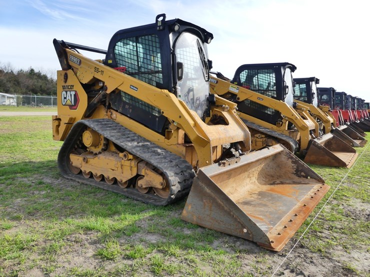 2022-caterpillar-289d3-image-2