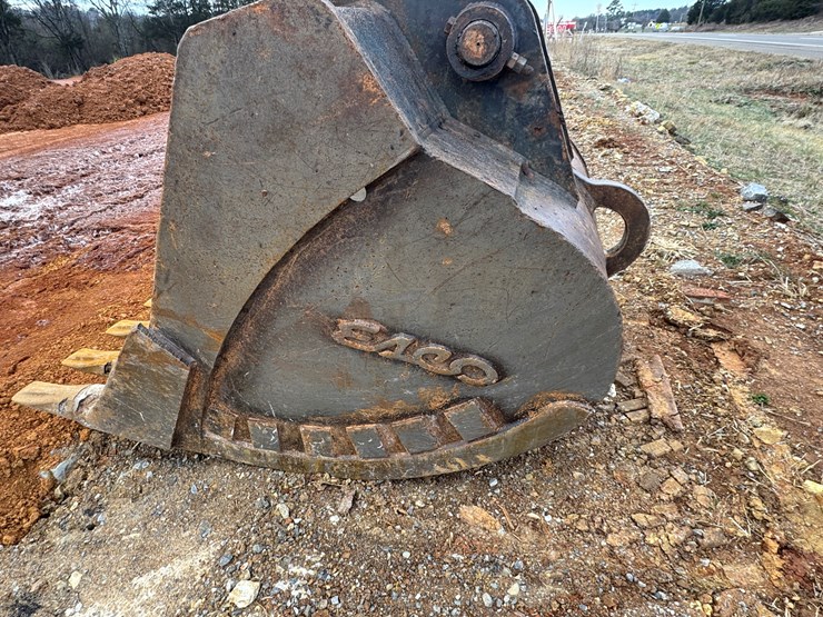 komatsu-pc490-lc-11-image-24