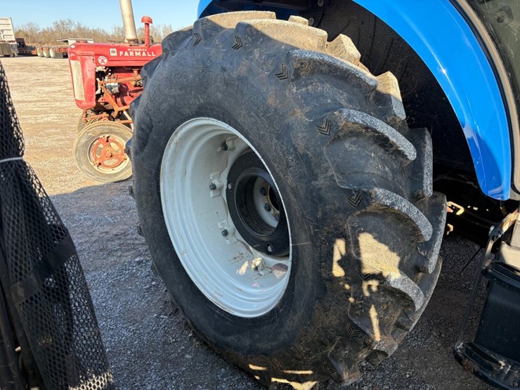 2024-new-holland-powerstar-100-image-8