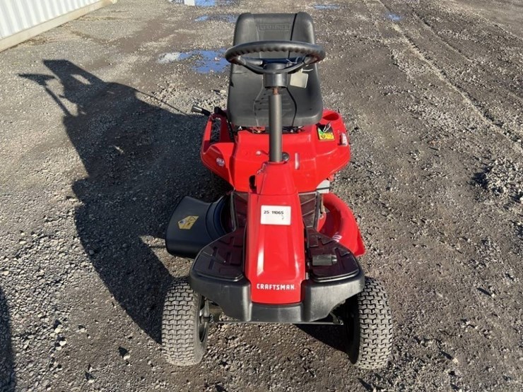 2023-craftsman-r110-ride-on-mower-image-8