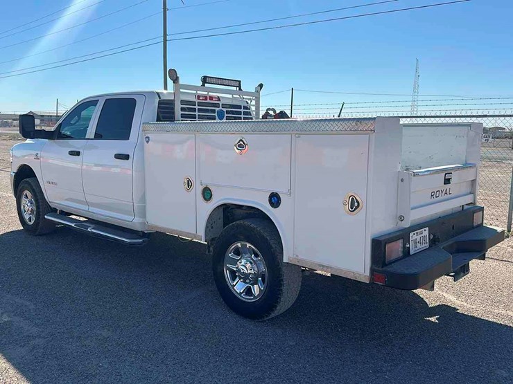 2022-dodge-ram-2500-image-4