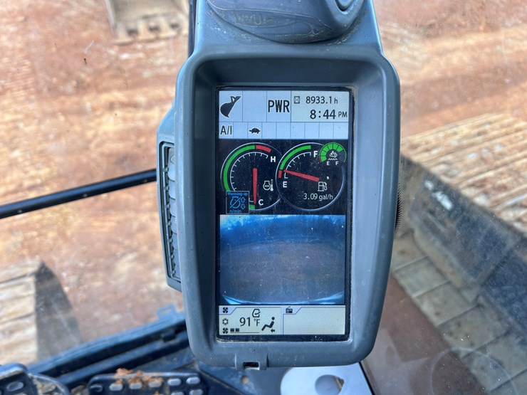 #2196-•-deere-470g-cl-excavator-image-41