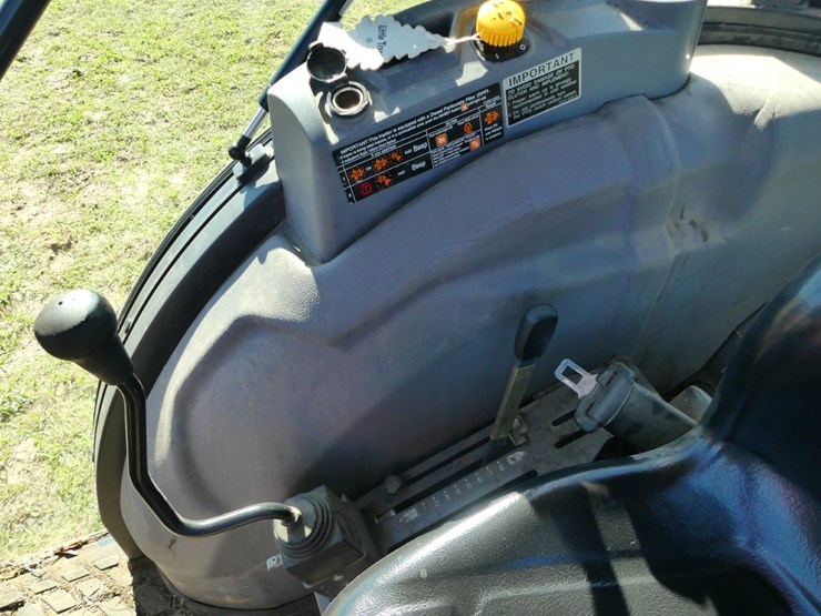 2022-kubota-mx5400-image-14