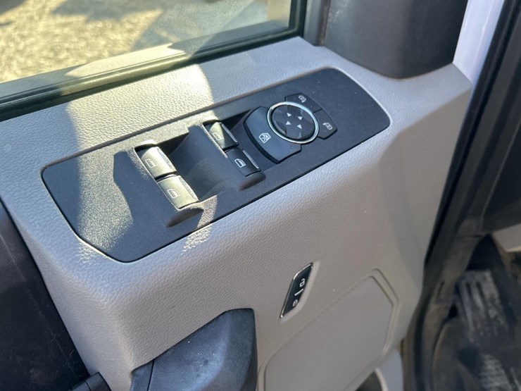 2017-ford-f250-image-65