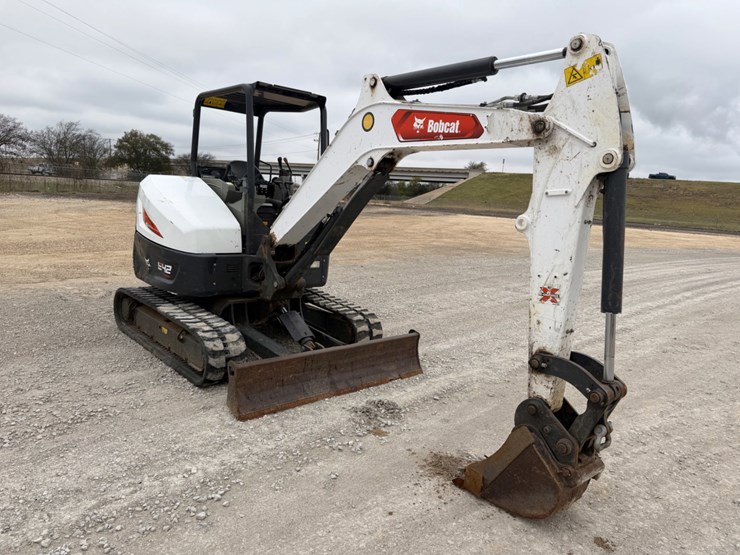 2020-bobcat-e42-image-3