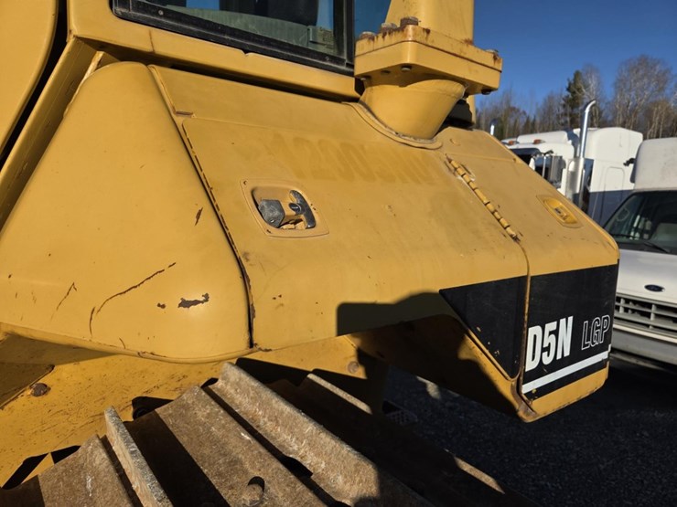 2007-caterpillar-d5n-lgp-image-30